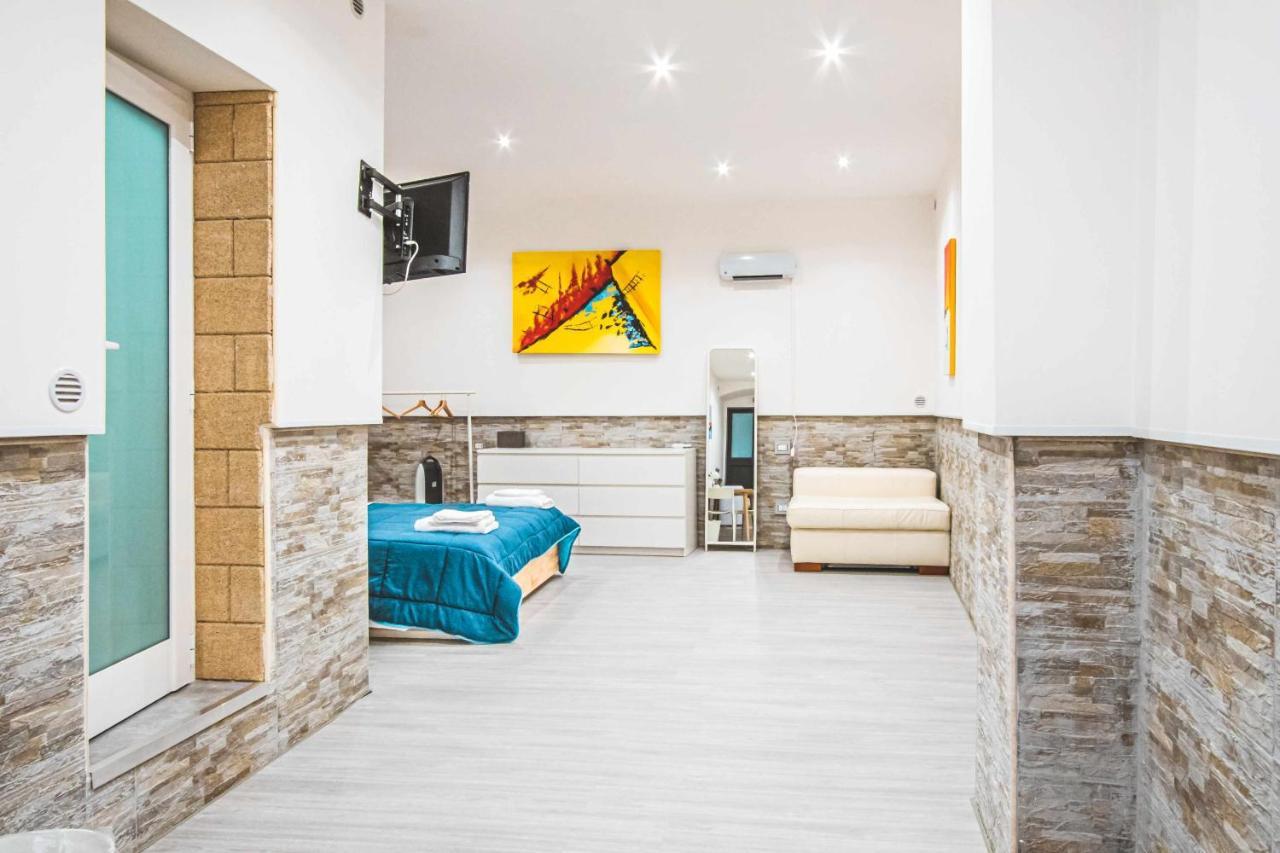 The Castle Apartment Bari Extérieur photo