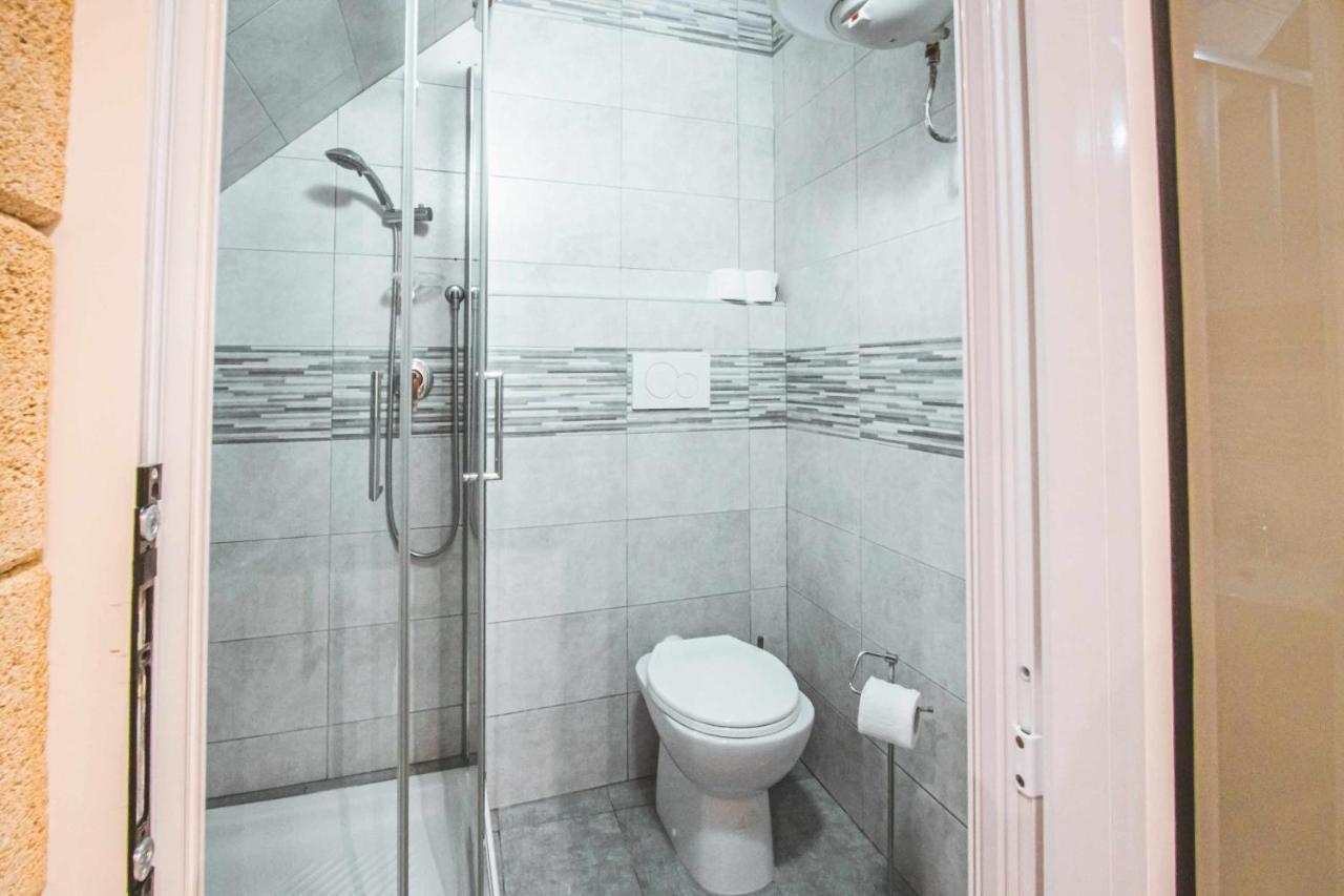 The Castle Apartment Bari Extérieur photo